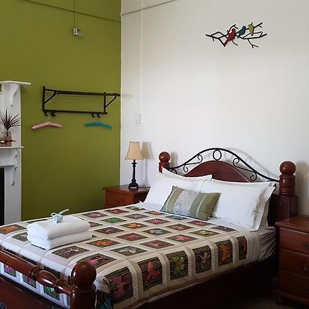 Suites On Avon York Bagian luar foto
