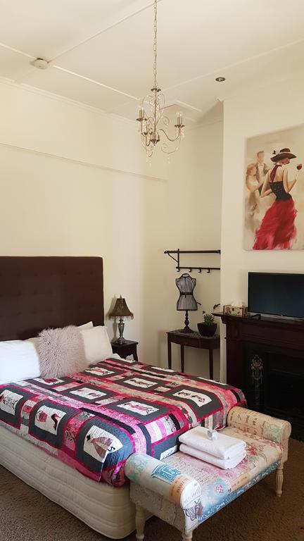 Suites On Avon York Bagian luar foto