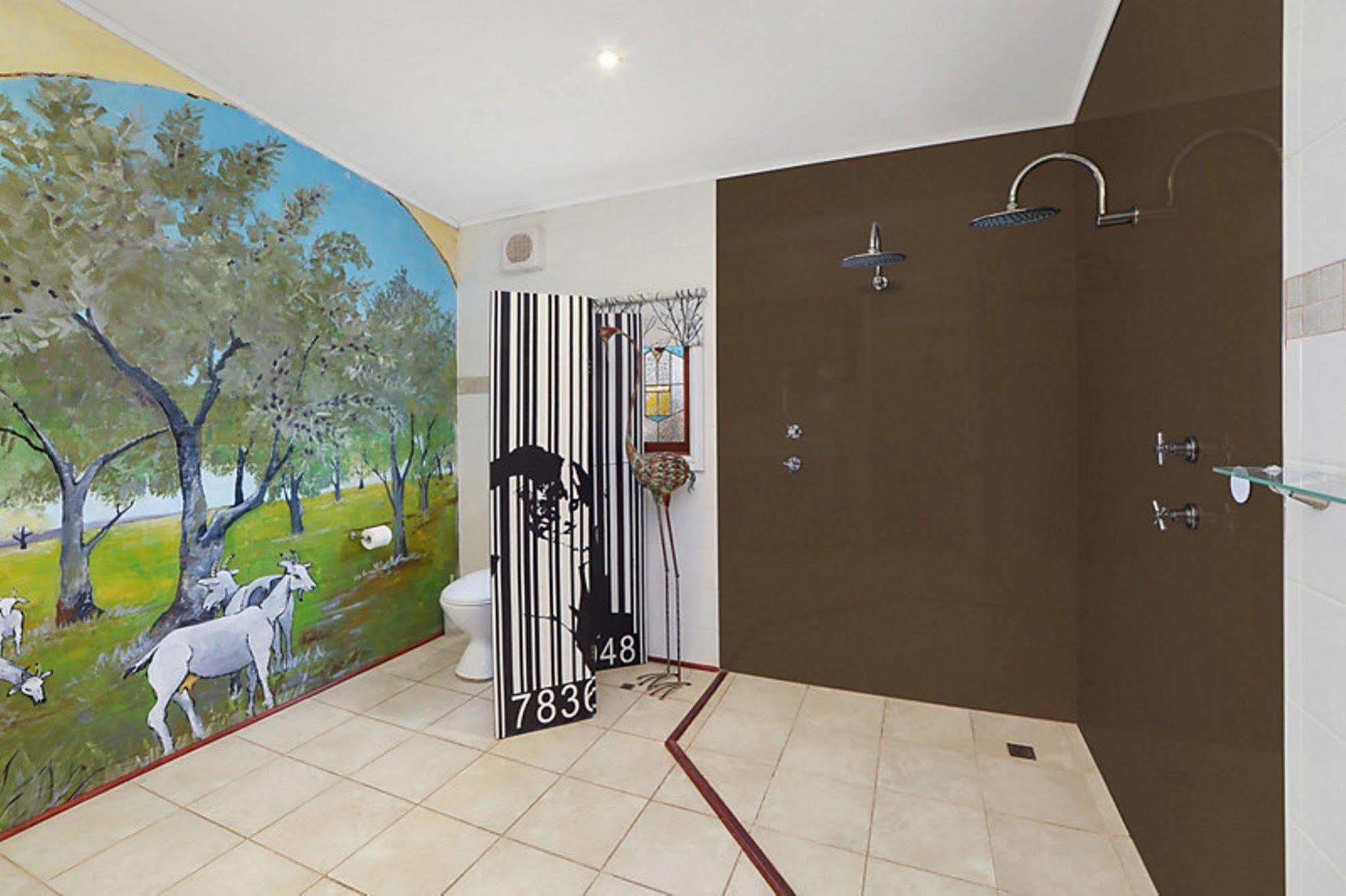Suites On Avon York Bagian luar foto